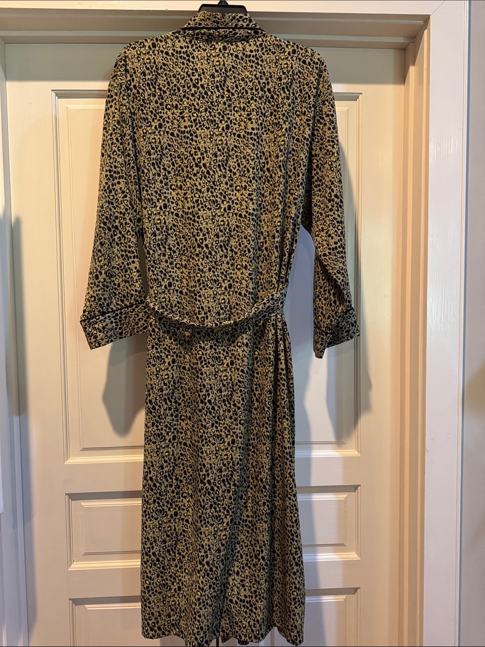 Leopard Print Wrap Robe - Picture 2 of 3